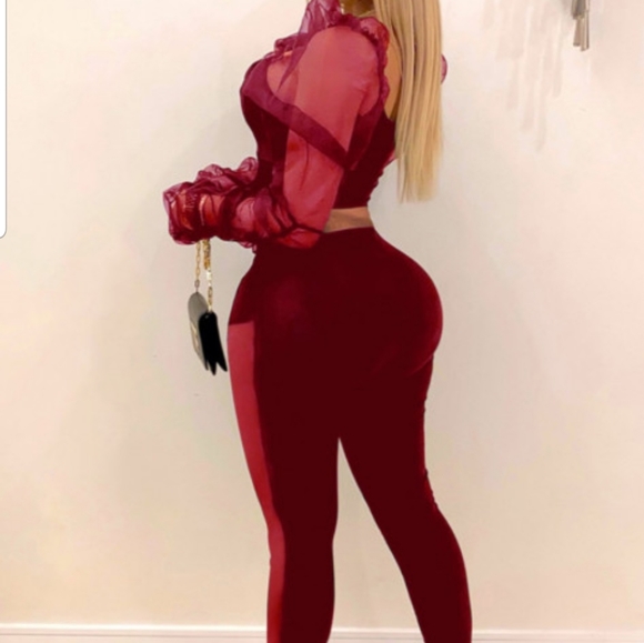 Lovely 2piece set - Picture 2 of 4